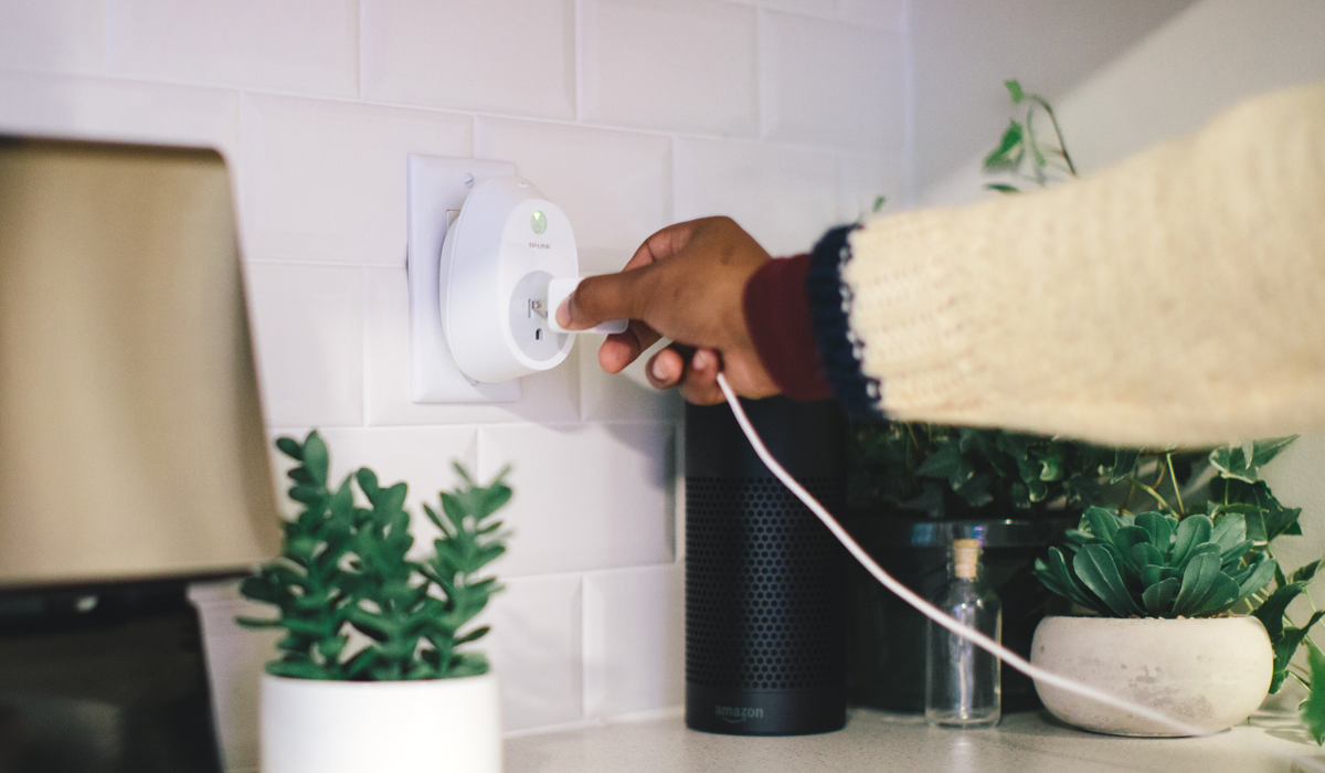smart-plug-1200x800